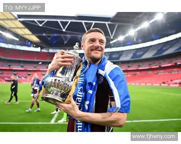 盘点足球历史最强球星传奇人生与辉煌成就