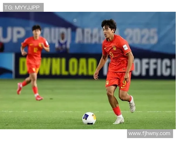 第七次来华的足球球星引发热议 他将如何影响中国足球发展