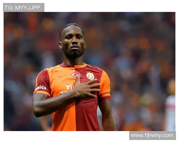 足球明星璀璨星空：那些让世界瞩目的足球传奇与新星崛起之路